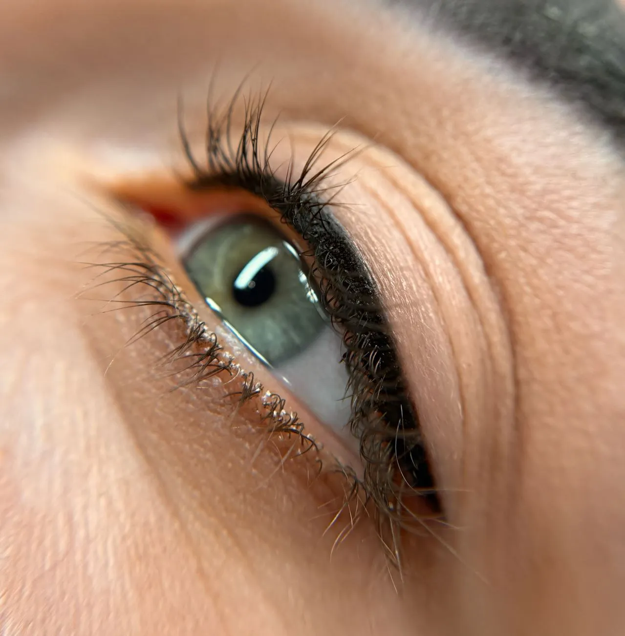 Common Eyeliner Mistakes That Add Years
