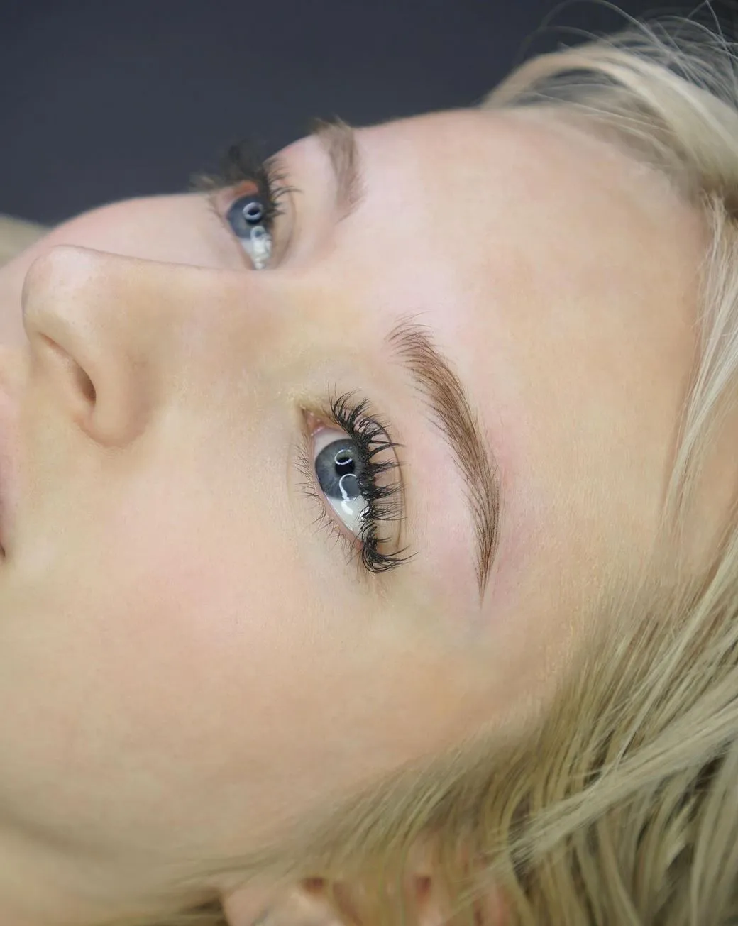 Master your application technique for soft, lifted arches